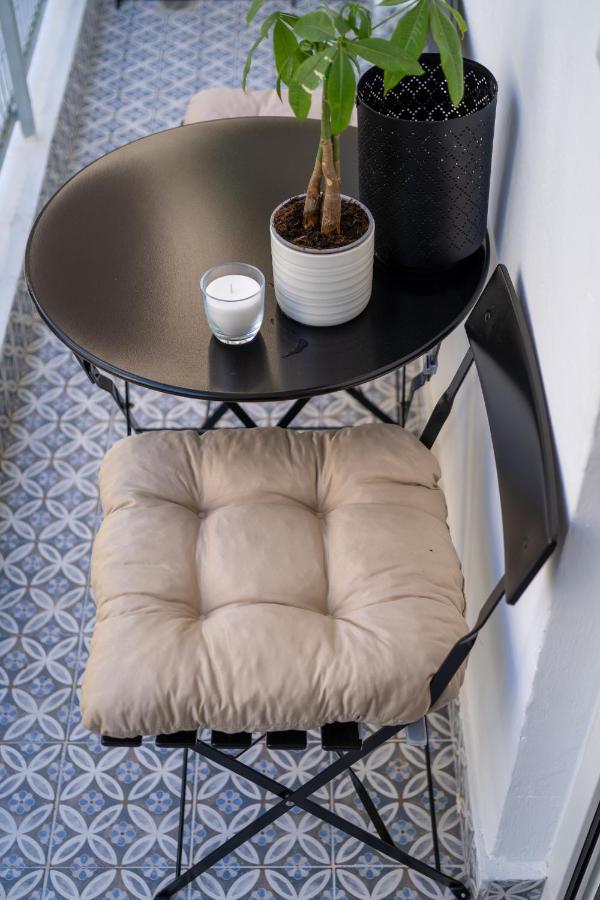 Adela's 1 Bedroom & Living Διαμέρισμα Αθήνα